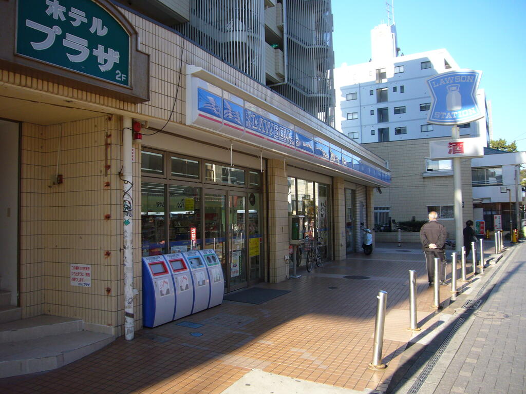 コンビニ　ローソン片瀬海岸店（コンビニ）まで103m