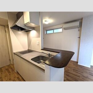 キッチン　※別部屋写真参照