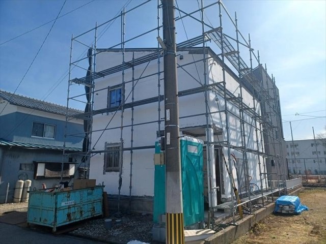 建物外観　建設中