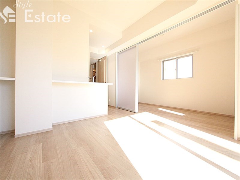 居室・リビング　内装