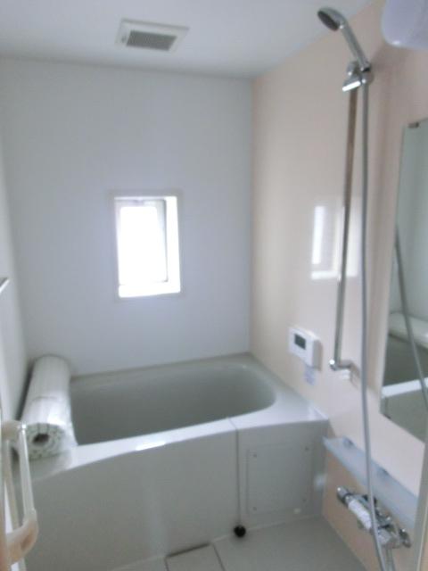 バス・シャワールーム　お風呂です