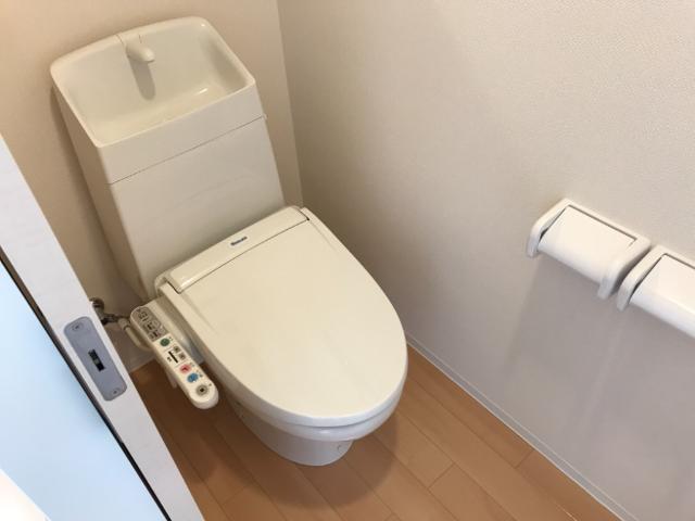 トイレ　トイレ