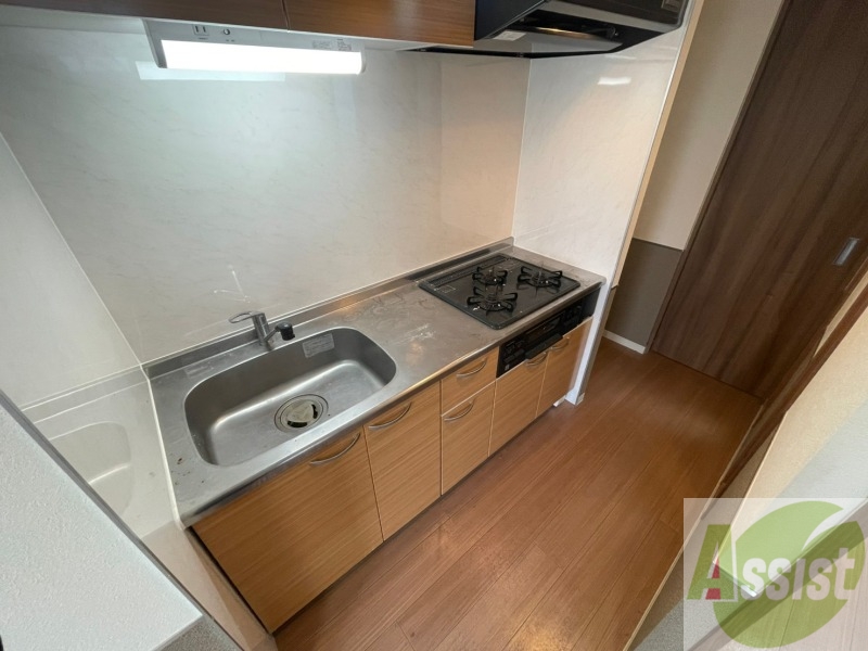 キッチン　システムキッチンで楽しくお料理できそうですね！