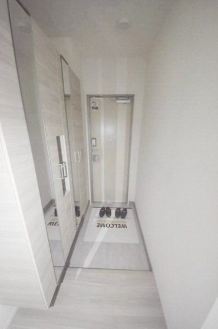 玄関　同タイプ別部屋