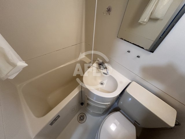 バス・シャワールーム　RHYTHM江坂町　浴室