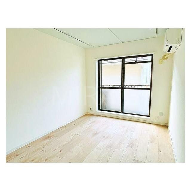 居室・リビング　物件画像