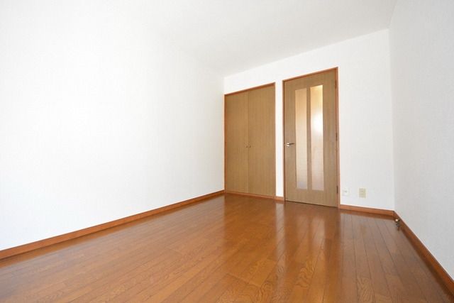 その他部屋・スペース　★シンプルに６帖くらい★