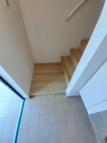 玄関　収納もある玄関です