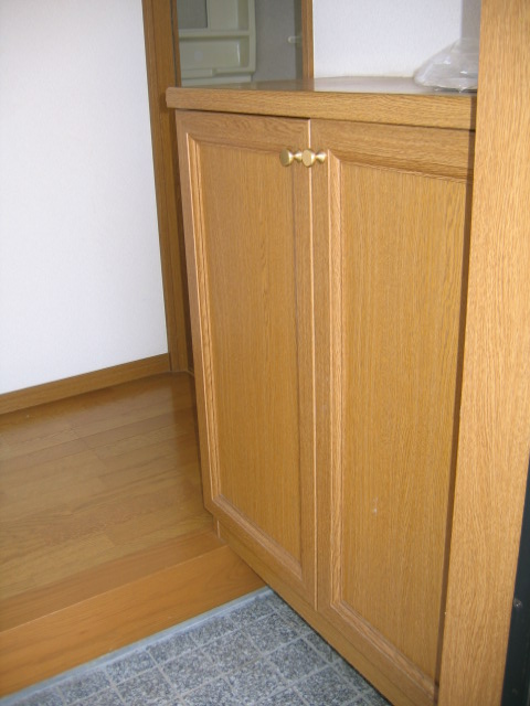 玄関　シューズボックス