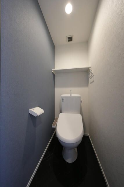 トイレ　シンプルで使いやすいトイレです