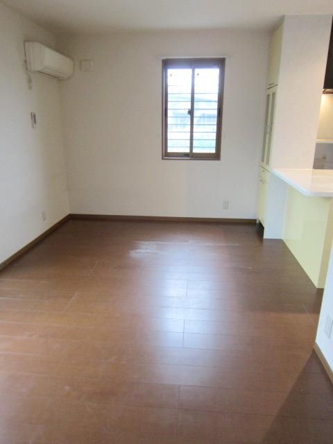 居室・リビング　★お問い合わせはタウンハウジング府中店まで★