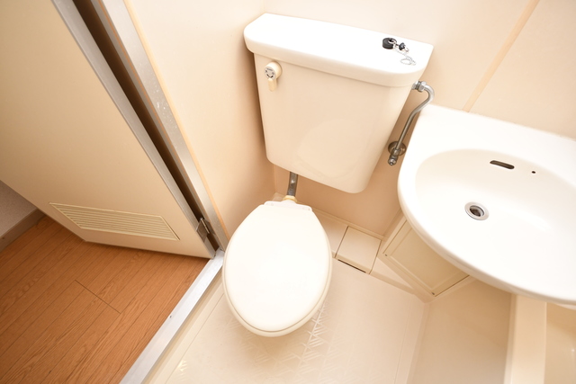 トイレ　トイレ