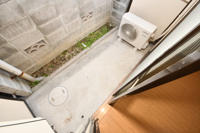 バルコニー　バルコニー