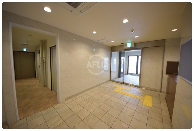 ロビー　エグゼ今里　ロビー