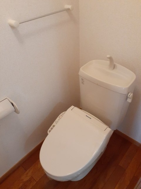 トイレ　図面と現状に相違がある場合には現状を優先