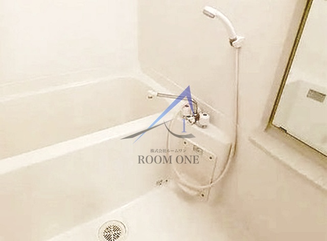 バス・シャワールーム　お風呂です。