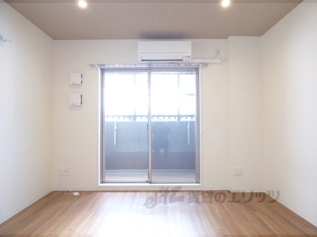 居室・リビング　洋室