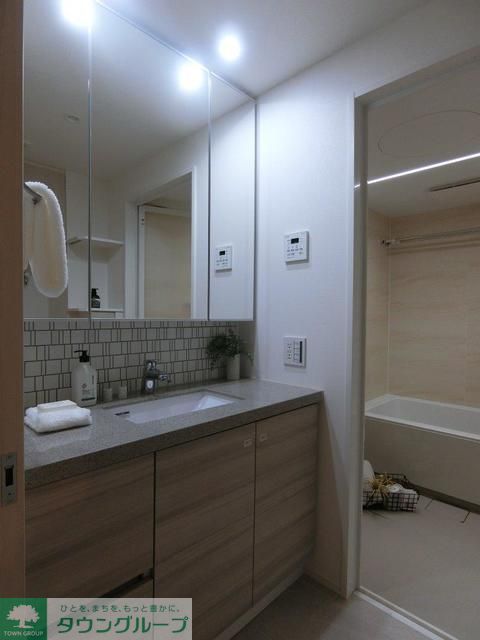 バス・シャワールーム　ECタイプ　2024年7月撮影（同タイプ1003号室の写真…