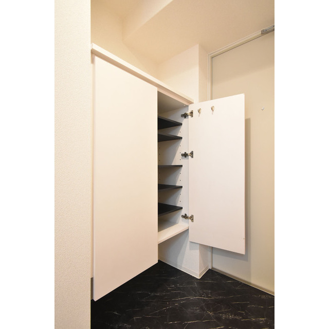 玄関　明るい玄関です