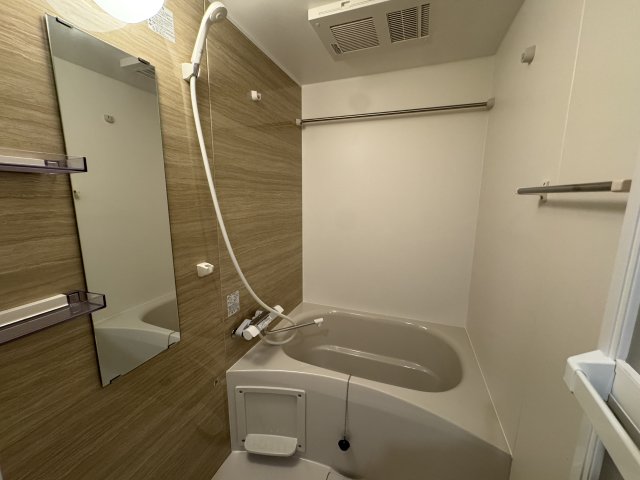 バス・シャワールーム　日々の疲れを癒すお風呂付です
