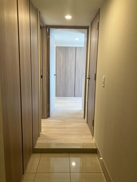 玄関　※写真は同タイプ住戸です。