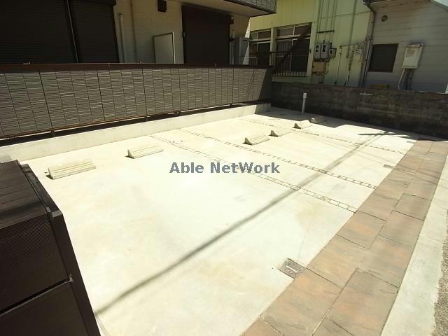 駐車場　駐車場