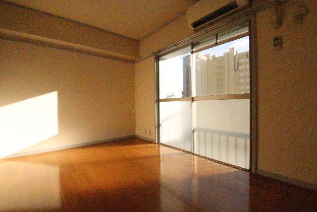 居室・リビング　別室の参考写真です。※現況優先