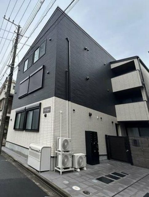 建物外観　セキュリティーが気になる方におすすめのオートロック付です！