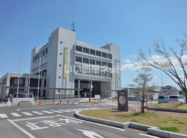 役所　鴻巣市役所（役所）まで977m