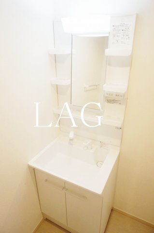 洗面設備　洗面台です。