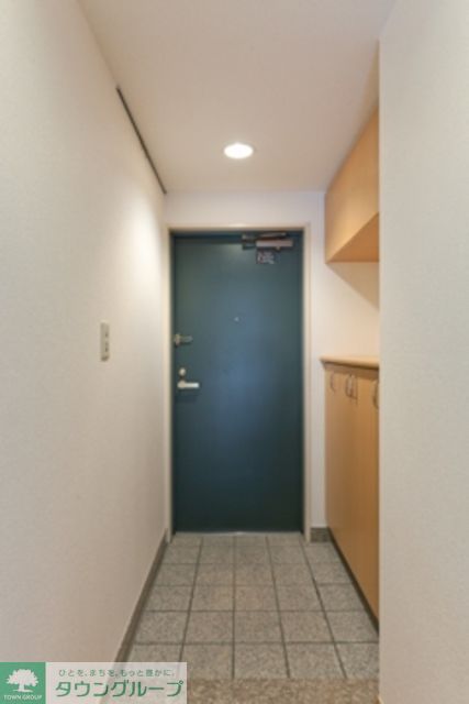 玄関　※写真は同タイプ住戸です。