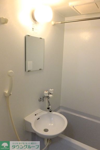 バス・シャワールーム　浴室換気乾燥機付き