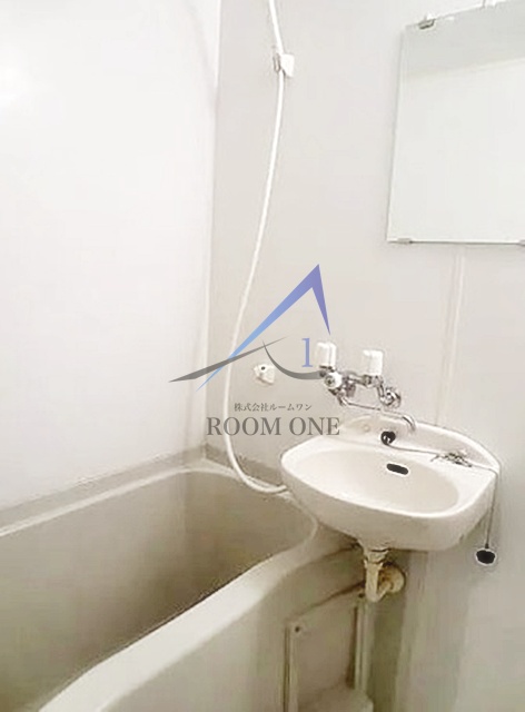 バス・シャワールーム　お風呂です。