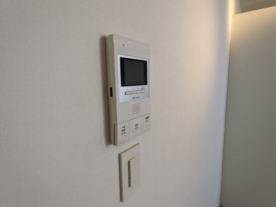 セキュリティ　☆安心のTVモニタ付きインターホン☆