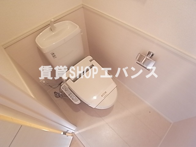 トイレ　トイレもきれいです