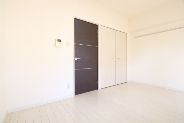 居室・リビング　※別室の参考写真の為、現況優先です。