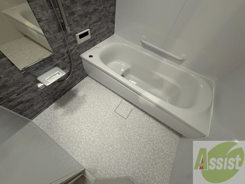 バス・シャワールーム　お風呂になります。一日の疲れを癒してくださいね。