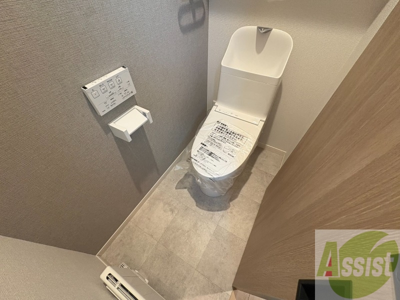 トイレ　シャワートイレになっているので快適です！