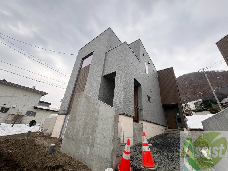 建物外観　札幌市西区山の手二条「Ｌｅａｆｙ　Ｆｏｒｅｔ　Ｂ棟」
