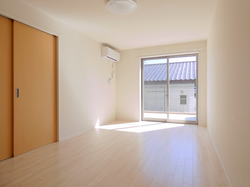 居室・リビング　図面と現状に相違がある場合には現状を優先