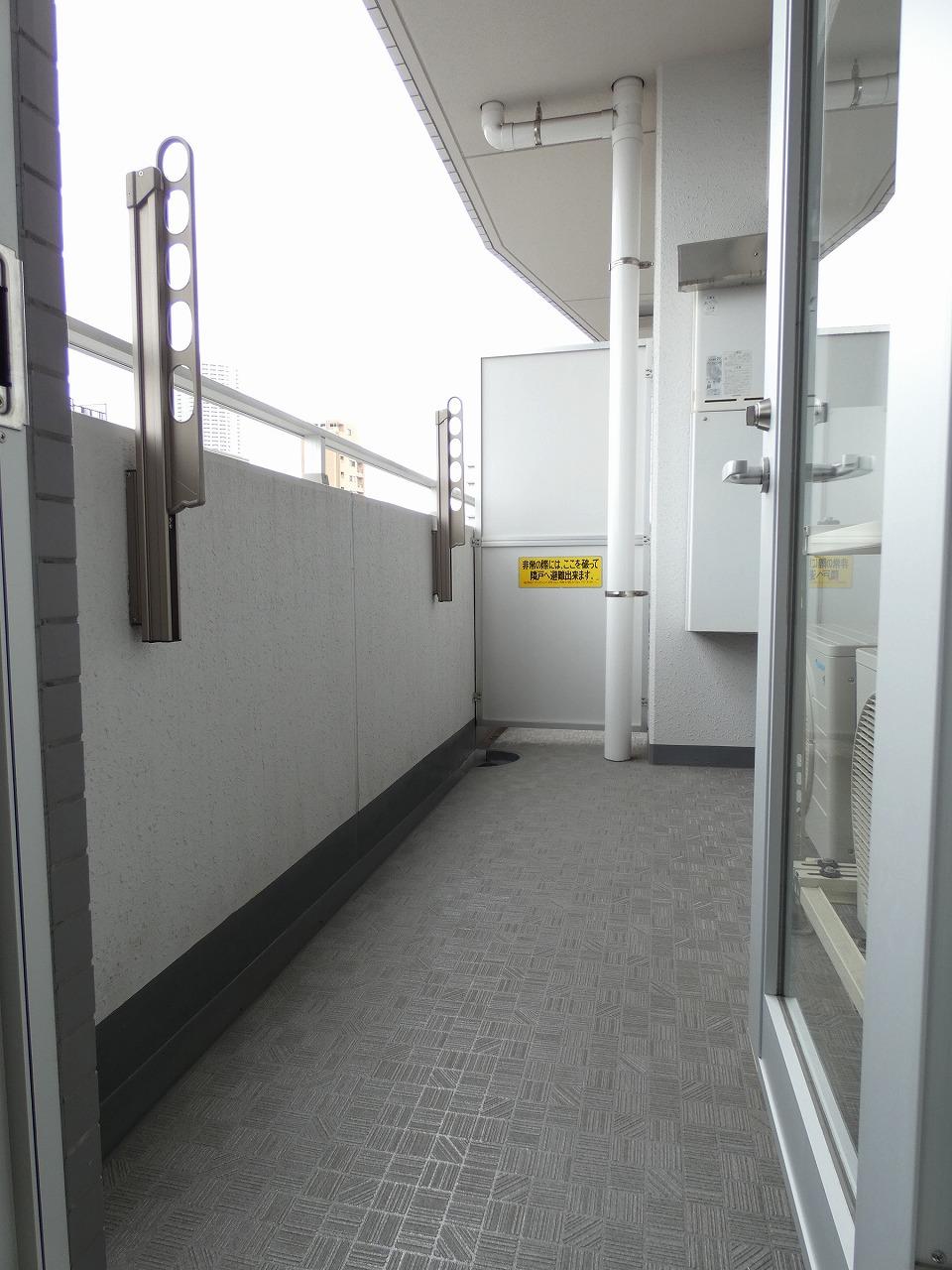 バルコニー　バルコニー