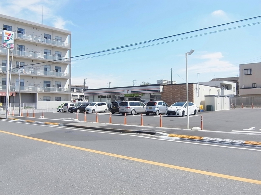 コンビニ　セブンイレブン 松戸松飛台店（コンビニ）まで513m