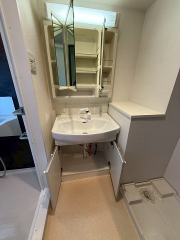 洗面設備　洗面所です