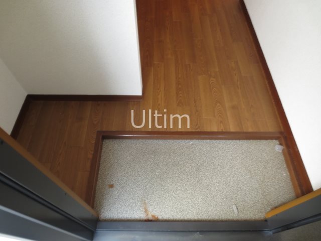 玄関　※別のお部屋のお写真です。御参考までに。
