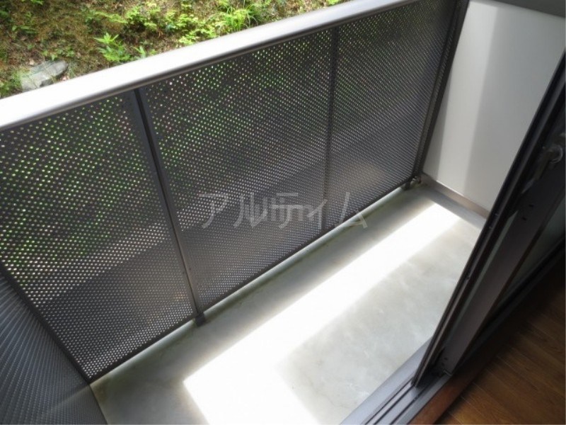 バルコニー　※別のお部屋のお写真です。御参考までに。
