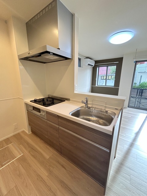 キッチン　★ガス３口グリル付システムキッチン★