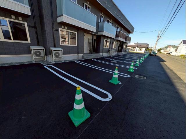 駐車場　駐車場