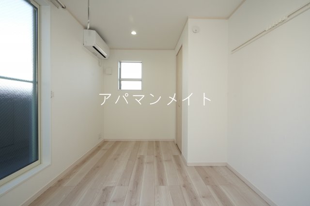 その他部屋・スペース　フローリング！