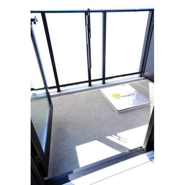 バルコニー　※同仕様写真含む