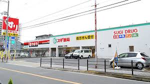 ドラックストア　スギ薬局 城東東中浜店（ドラッグストア）まで428m